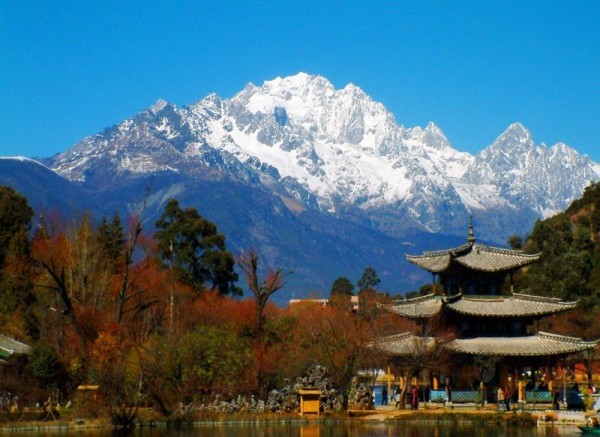 TRỌN VẸN HÀNH TRÌNH VÂN NAM HÀ NỘI - CÔN MINH - ĐẠI LÝ - LỆ GIANG - SHANGRI LA (ĐƯỜNG BỘ + TÀU CAO TỐC)